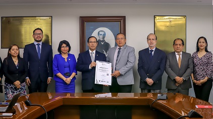 Universidad Peruana Cayetano Heredia recibe reconocimiento de acreditación para su Carrera de Tecnología Médica en Terapia Física y Rehabilitación por los CIEES